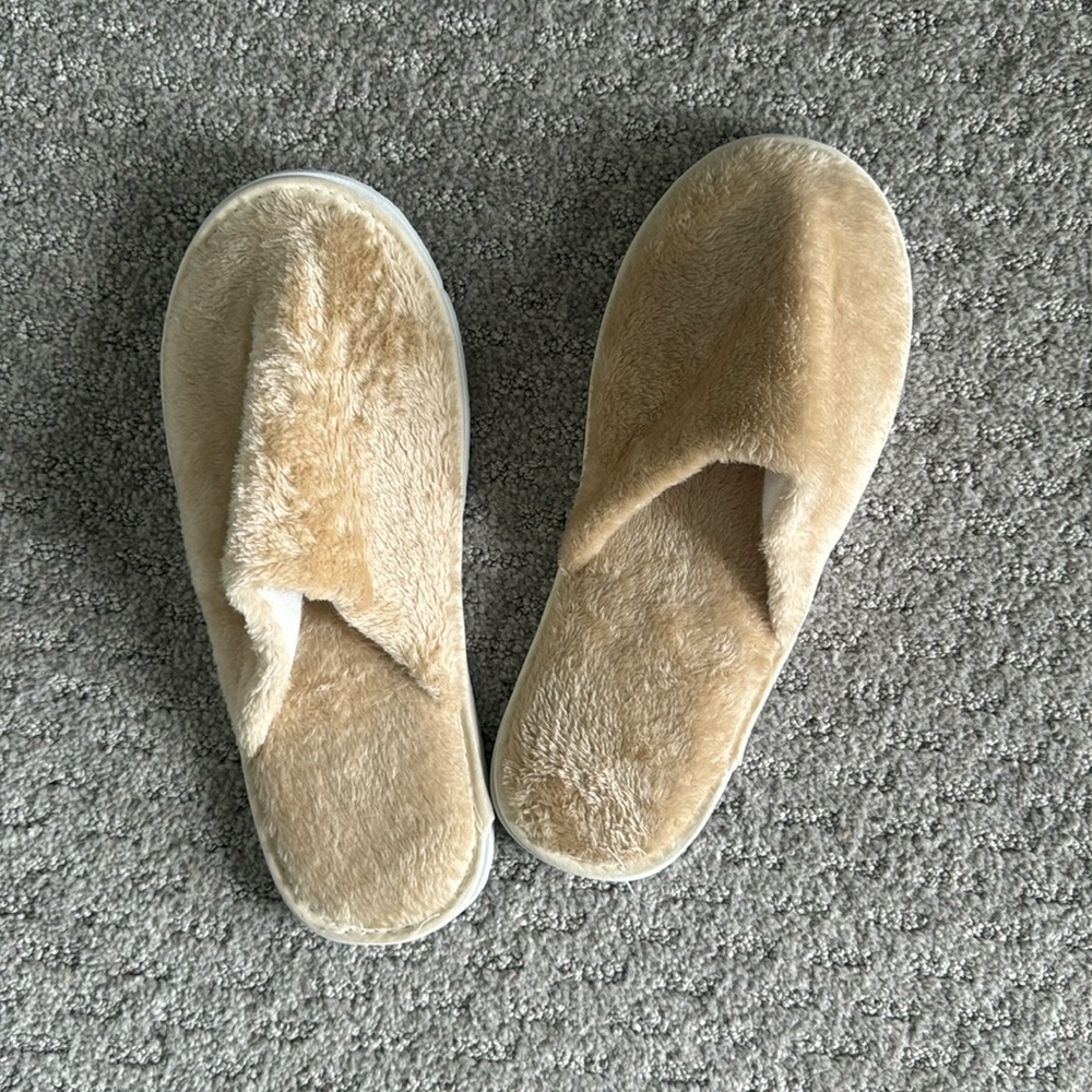 NWOT Beige Slippers